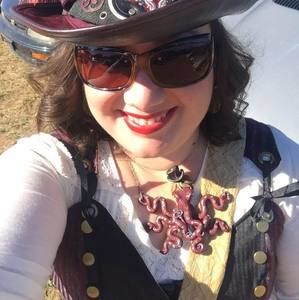 Meet your Posher, Kim